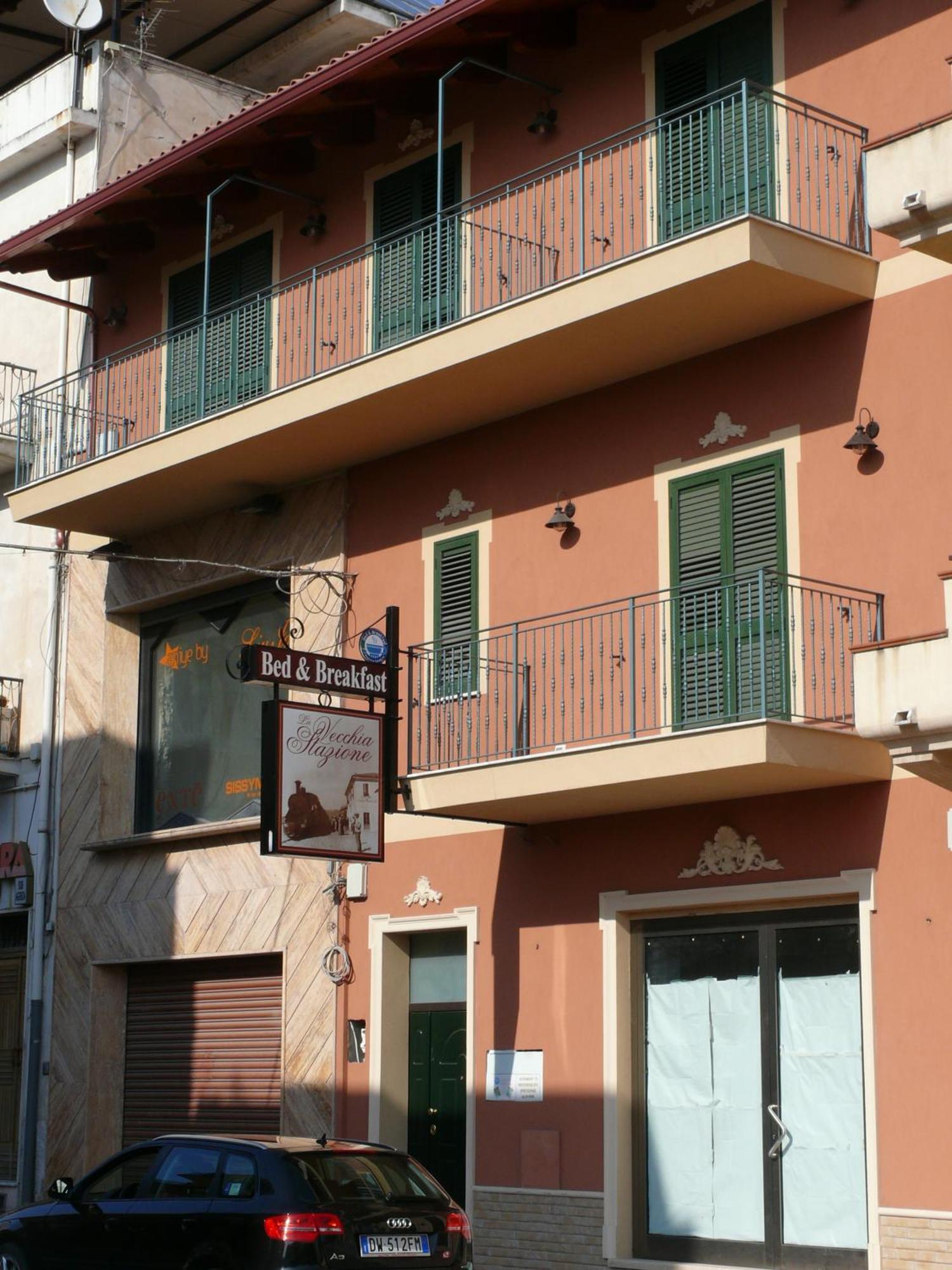 B&B La Vecchia Stazione Gioiosa Ionica Ngoại thất bức ảnh